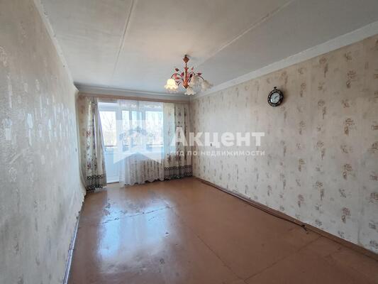 Продам трехкомнатную (3-комн.) квартиру, Возрождения ул, 14, Фурманов г