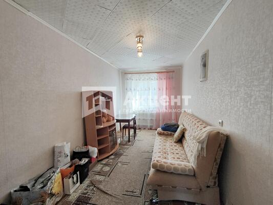 Продам трехкомнатную (3-комн.) квартиру, Возрождения ул, 14, Фурманов г