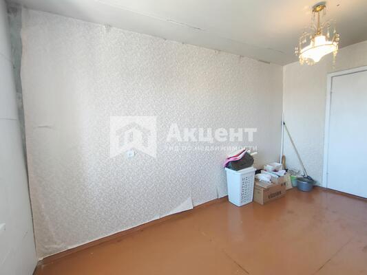 Продам трехкомнатную (3-комн.) квартиру, Возрождения ул, 14, Фурманов г