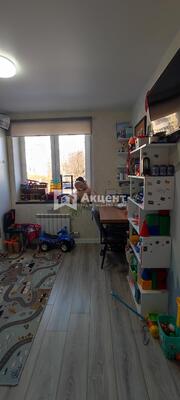 Продам двухкомнатную (2-комн.) квартиру, Сергея Киселева ул, 6, Просторный мкр