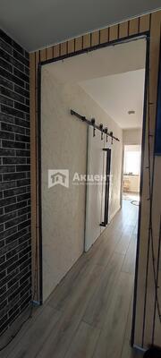 Продам двухкомнатную (2-комн.) квартиру, Сергея Киселева ул, 6, Просторный мкр