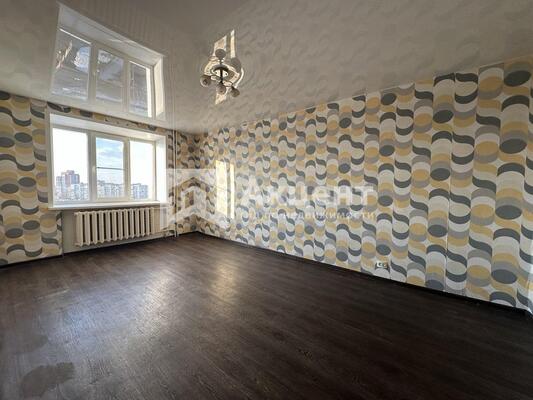 Продам комнату в 4-комн. квартире, Профессиональная ул, 33, Иваново г