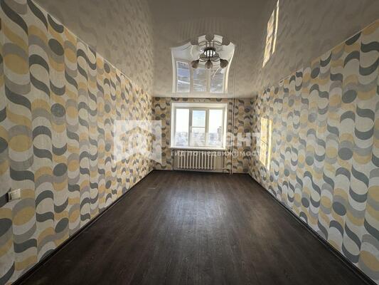 Продам комнату в 4-комн. квартире, Профессиональная ул, 33, Иваново г