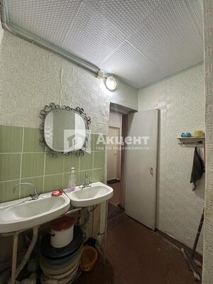 Продам комнату в 4-комн. квартире, Профессиональная ул, 33, Иваново г