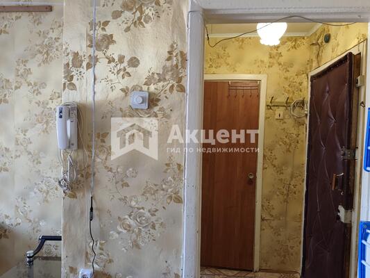 Продам однокомнатную (1-комн.) квартиру, Строителей пр-кт, 82, Иваново г