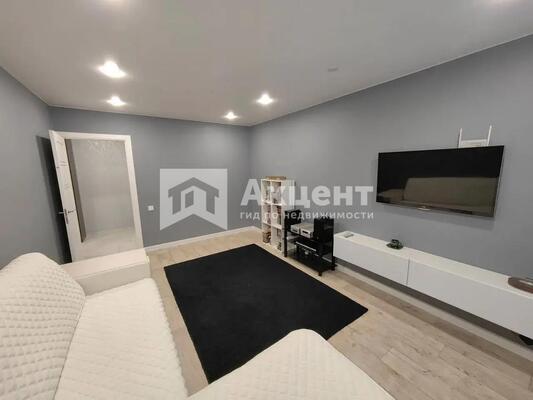 Продам двухкомнатную (2-комн.) квартиру, Новая Ильинка мкр, 18, Иваново г