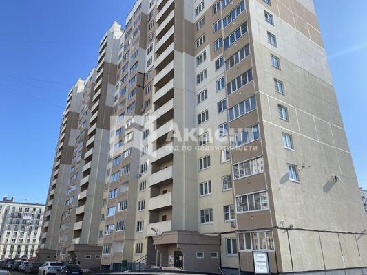 Продам трехкомнатную (3-комн.) квартиру, Рождественский мкр, 10, Иваново г