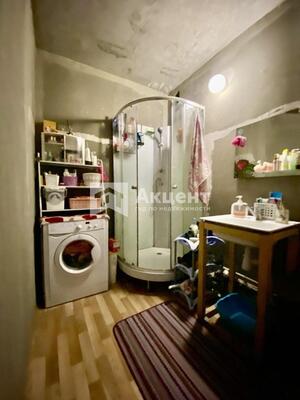 Продам трехкомнатную (3-комн.) квартиру, Рождественский мкр, 10, Иваново г