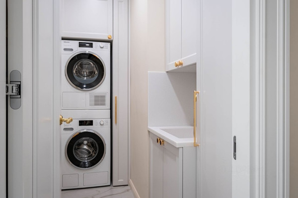 Продам трехкомнатную (3-комн.) квартиру, Газетный пер, 13к2, Москва г