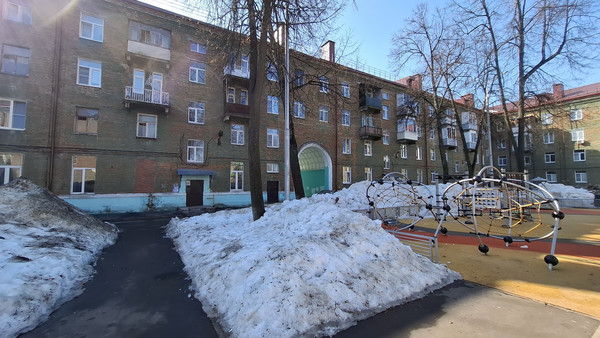 Продам комнату в 5-комн. квартире, Андропова ул, 30/23, Ступино г