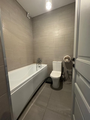 Продам двухкомнатную (2-комн.) квартиру, Кабардинская ул, 230к4, Нальчик г