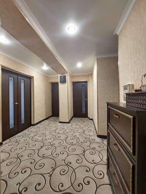 Продам многокомнатную квартиру, Ю.А.Гагарина ул, 22, Нальчик г