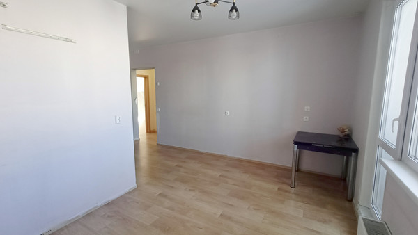 Продам двухкомнатную (2-комн.) квартиру, Самаровская ул, 2, Ханты-Мансийск г