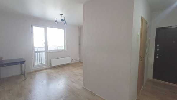 Продам двухкомнатную (2-комн.) квартиру, Самаровская ул, 2, Ханты-Мансийск г