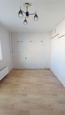 Продам двухкомнатную (2-комн.) квартиру, Самаровская ул, 2, Ханты-Мансийск г