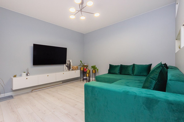 Продам двухкомнатную (2-комн.) квартиру, Луговая ул, 1, Башкино д