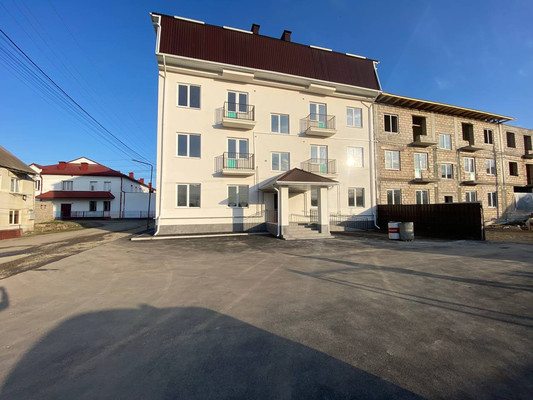 Продам двухкомнатную (2-комн.) квартиру, Им Сижажева М.В. ул, 4, Дыгулыбгей с