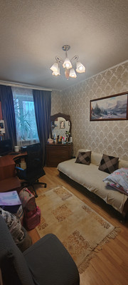 Продам трехкомнатную (3-комн.) квартиру, Энгельса ул, 39, Батайск г