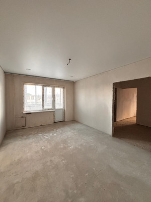 Продам трехкомнатную (3-комн.) квартиру, Тарчокова ул, 54а, Нальчик г