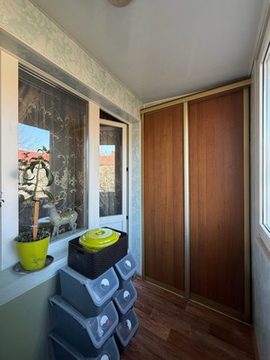 Продам трехкомнатную (3-комн.) квартиру, 2-й Таманской Дивизии ул, 424, Вольный Аул кп