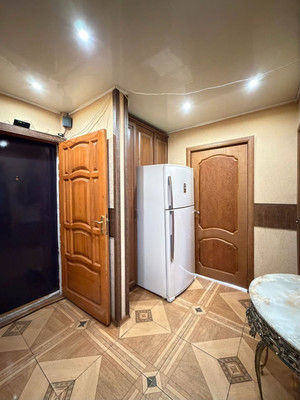 Продам трехкомнатную (3-комн.) квартиру, 2-й Таманской Дивизии ул, 424, Вольный Аул кп