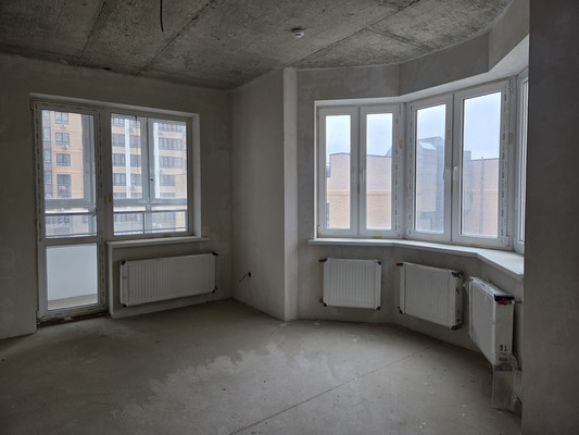 Продам трехкомнатную (3-комн.) квартиру, им. Героя Георгия Бочарникова ул, 4к1, Краснодар г