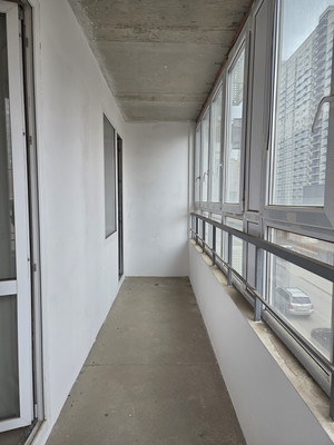 Продам трехкомнатную (3-комн.) квартиру, им. Героя Георгия Бочарникова ул, 4к1, Краснодар г