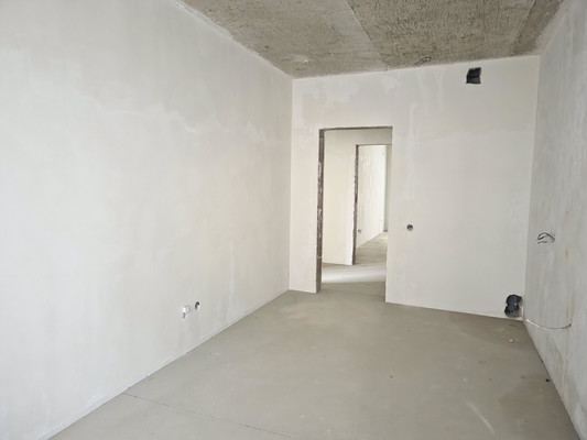 Продам трехкомнатную (3-комн.) квартиру, им. Героя Георгия Бочарникова ул, 4к1, Краснодар г