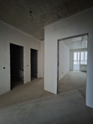 Продам трехкомнатную (3-комн.) квартиру, им. Героя Георгия Бочарникова ул, 4к1, Краснодар г