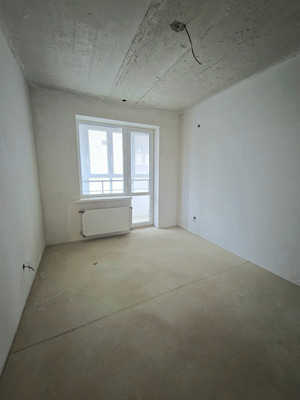 Продам трехкомнатную (3-комн.) квартиру, им. Героя Георгия Бочарникова ул, 4к1, Краснодар г