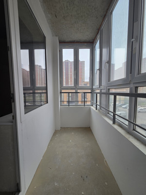 Продам трехкомнатную (3-комн.) квартиру, им. Героя Георгия Бочарникова ул, 4к1, Краснодар г