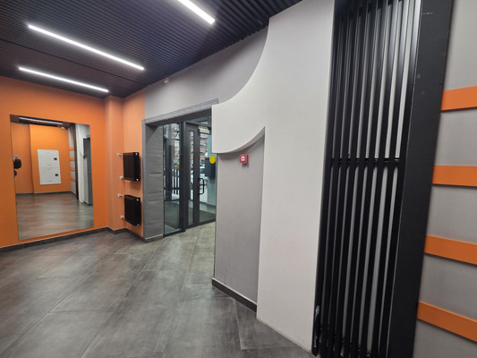 Продам трехкомнатную (3-комн.) квартиру, им. Героя Георгия Бочарникова ул, 4к1, Краснодар г