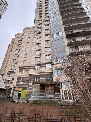 Продам коммерческое помещение 150 м2, Луначарского пр-кт, 13ак1, Санкт-Петербург г