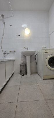 Продам однокомнатную (1-комн.) квартиру, Ясеневая ул, 12к8, Москва г