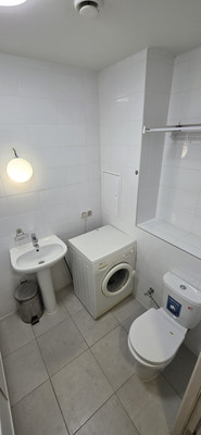 Продам однокомнатную (1-комн.) квартиру, Ясеневая ул, 12к8, Москва г