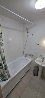 Продам однокомнатную (1-комн.) квартиру, Ясеневая ул, 12к8, Москва г