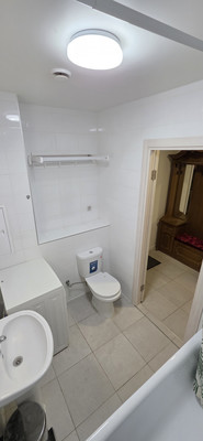 Продам однокомнатную (1-комн.) квартиру, Ясеневая ул, 12к8, Москва г