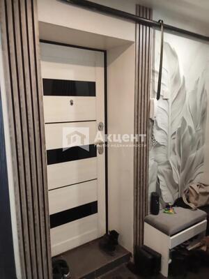 Продам двухкомнатную (2-комн.) квартиру, Парижской Коммуны ул, 20, Иваново г