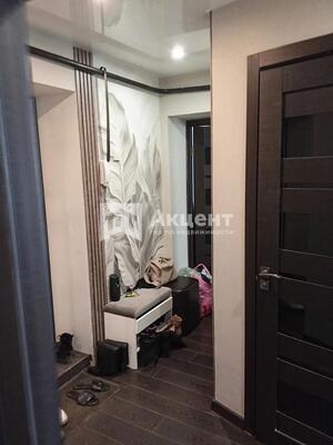 Продам двухкомнатную (2-комн.) квартиру, Парижской Коммуны ул, 20, Иваново г