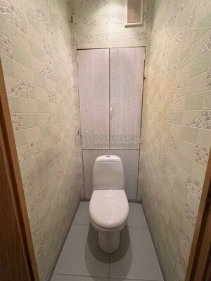 Продам двухкомнатную (2-комн.) квартиру, Новопеределкинская ул, 10, Москва г