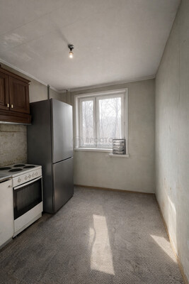 Продам двухкомнатную (2-комн.) квартиру, Красного Маяка ул, 8к1, Москва г