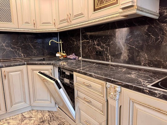 Продам трехкомнатную (3-комн.) квартиру, Урицкого ул, 16к2, Люберцы г