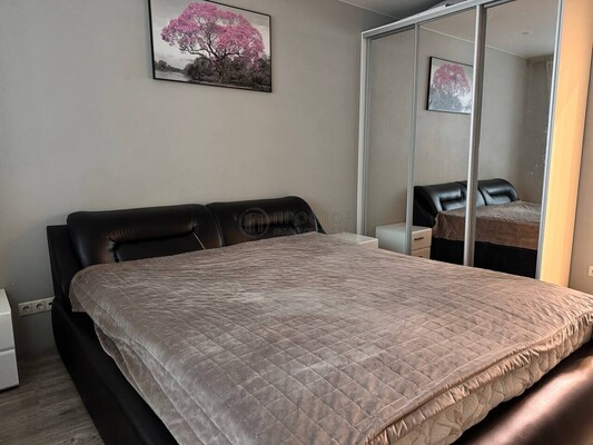 Продам трехкомнатную (3-комн.) квартиру, Урицкого ул, 16к2, Люберцы г