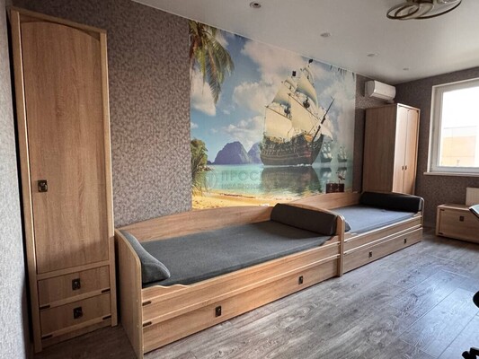 Продам трехкомнатную (3-комн.) квартиру, Урицкого ул, 16к2, Люберцы г