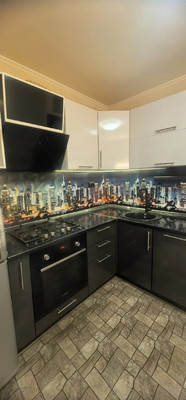 Продам однокомнатную (1-комн.) квартиру, Западный проезд, 10, имени Свердлова гп