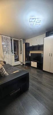 Продам однокомнатную (1-комн.) квартиру, Западный проезд, 10, имени Свердлова гп