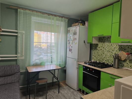 Продам двухкомнатную (2-комн.) квартиру, Московское ш, 264, Шушары п