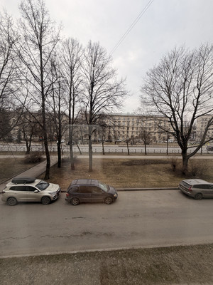 Продам трехкомнатную (3-комн.) квартиру, Ленина пр-кт, 23, Колпино г