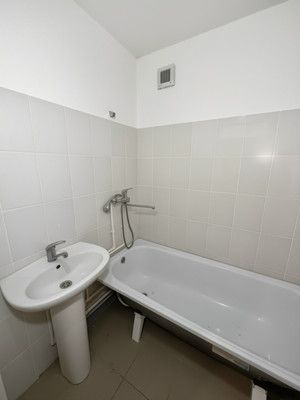 Продам однокомнатную (1-комн.) квартиру, Белоусова б-р, 39, Ишим г