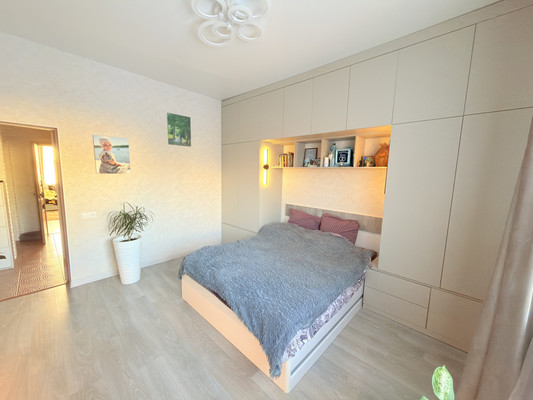 Продам двухкомнатную (2-комн.) квартиру, Объездная ул, 8, Ханты-Мансийск г